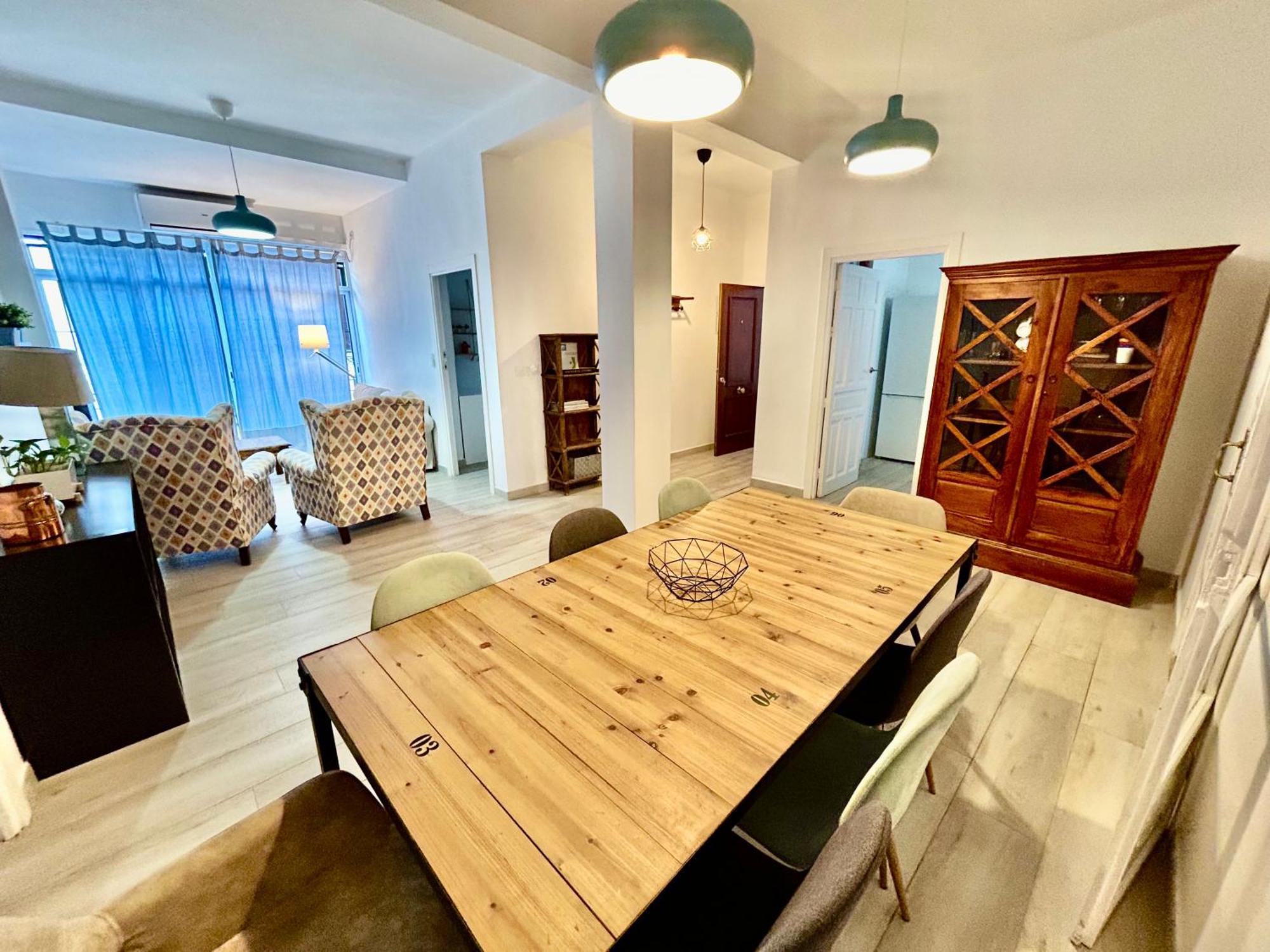 Acogedor Apt 8Pax 4Bdr 2Bth- Cozyhomesevilla2 Exterior photo