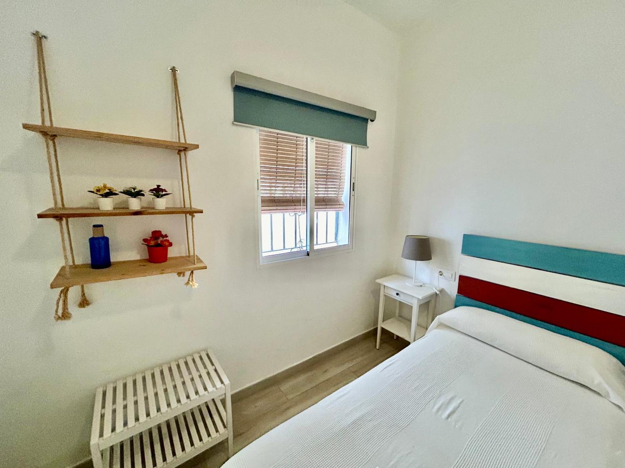 Acogedor Apt 8Pax 4Bdr 2Bth- Cozyhomesevilla2 Exterior photo